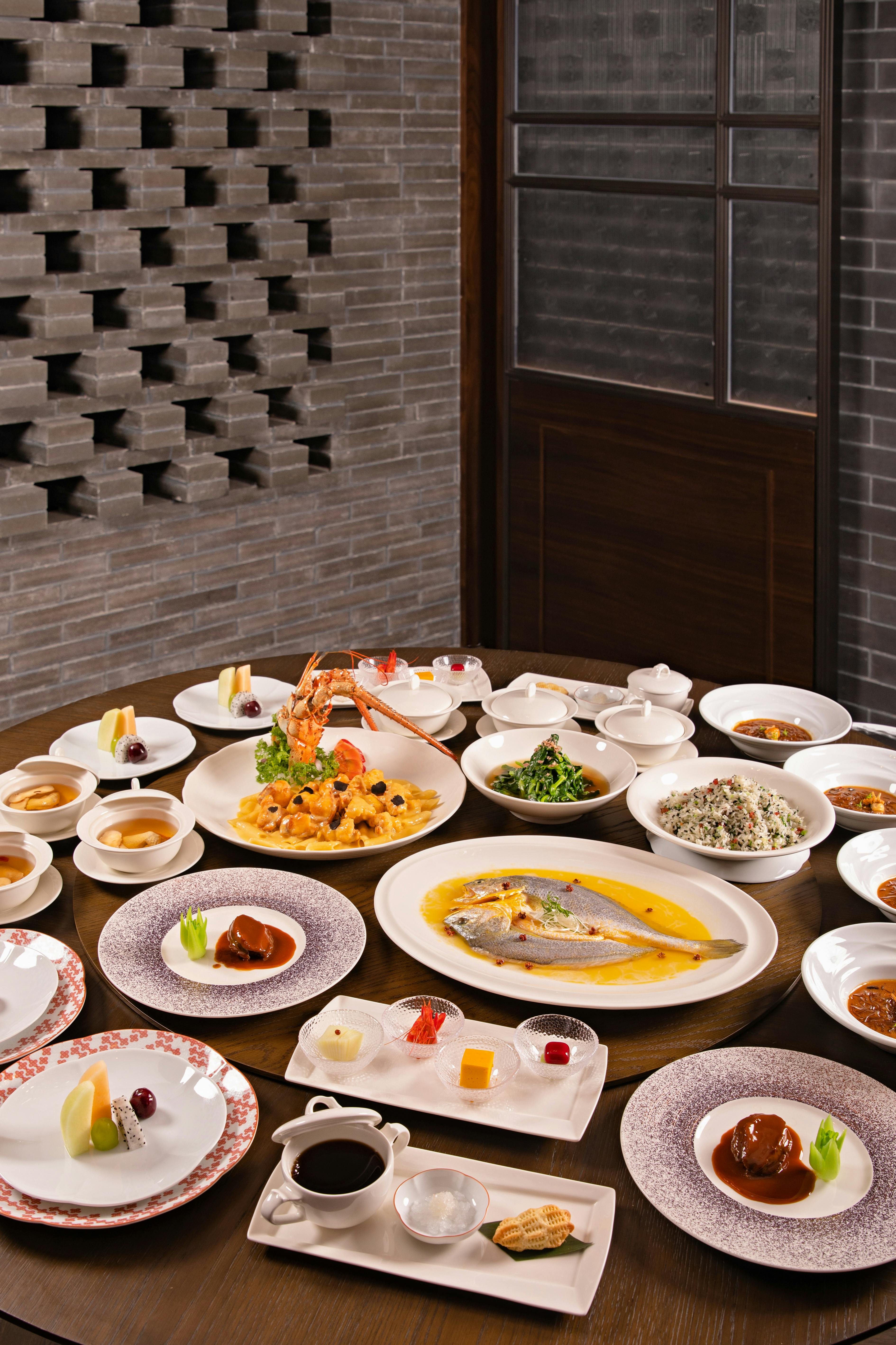 Chinese lazy Susan rotating table with dishes