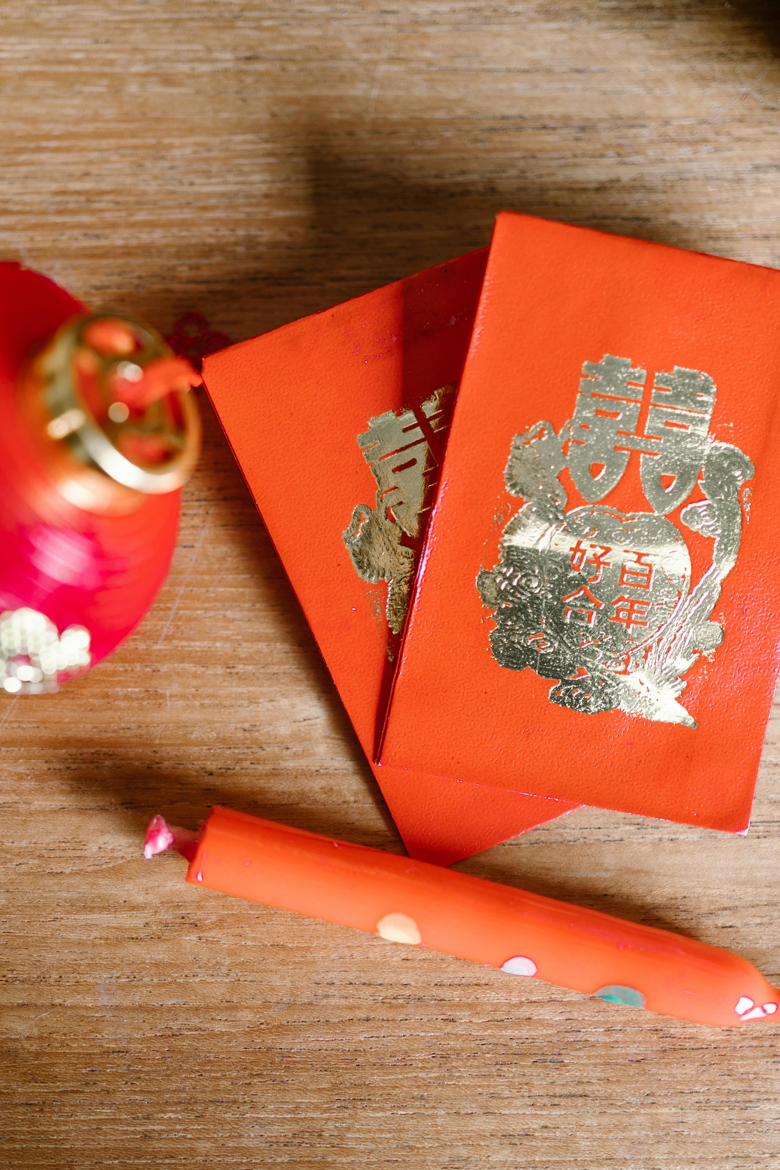 Stacked red envelopes for Chinese wedding